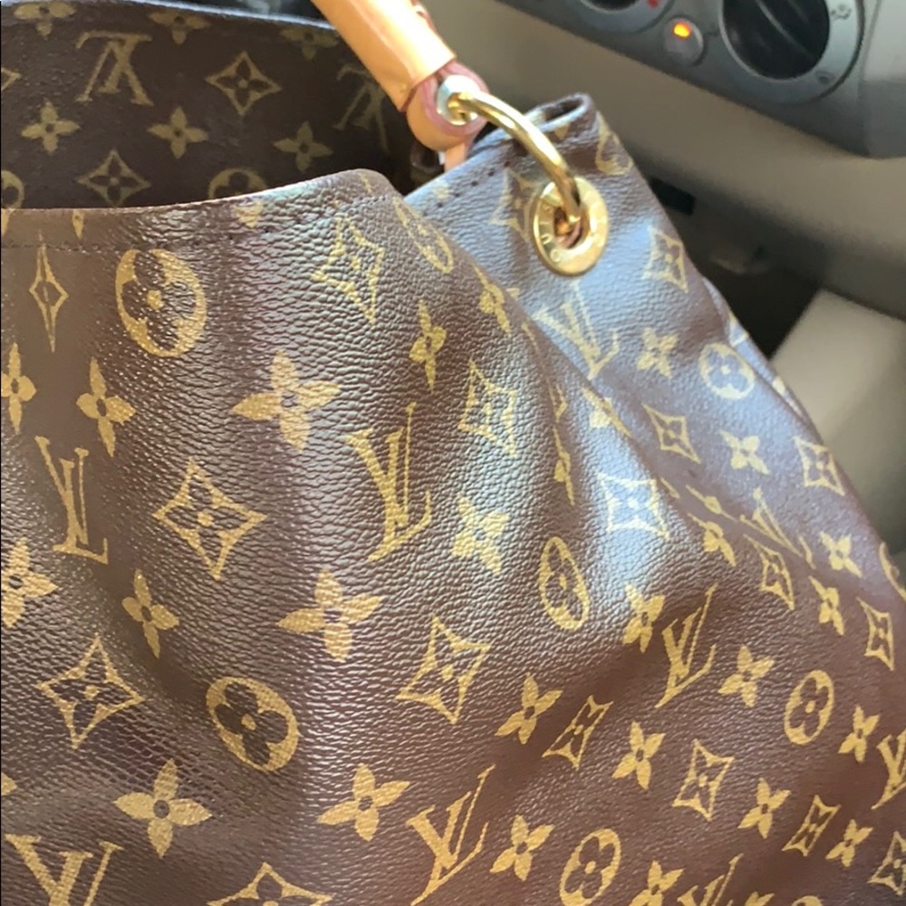 Meet your Posher, Janet